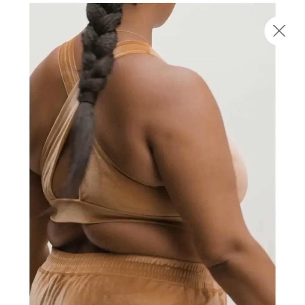 Fabletics Oasis Twist Velour Sports Bra In Light Honey Size XL New With Tags
